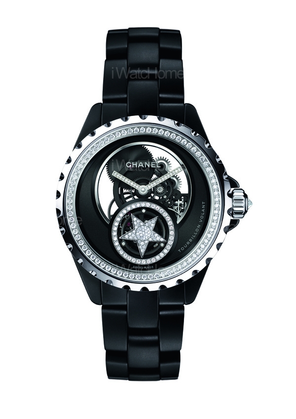 J12 鏤空飛行陀飛輪